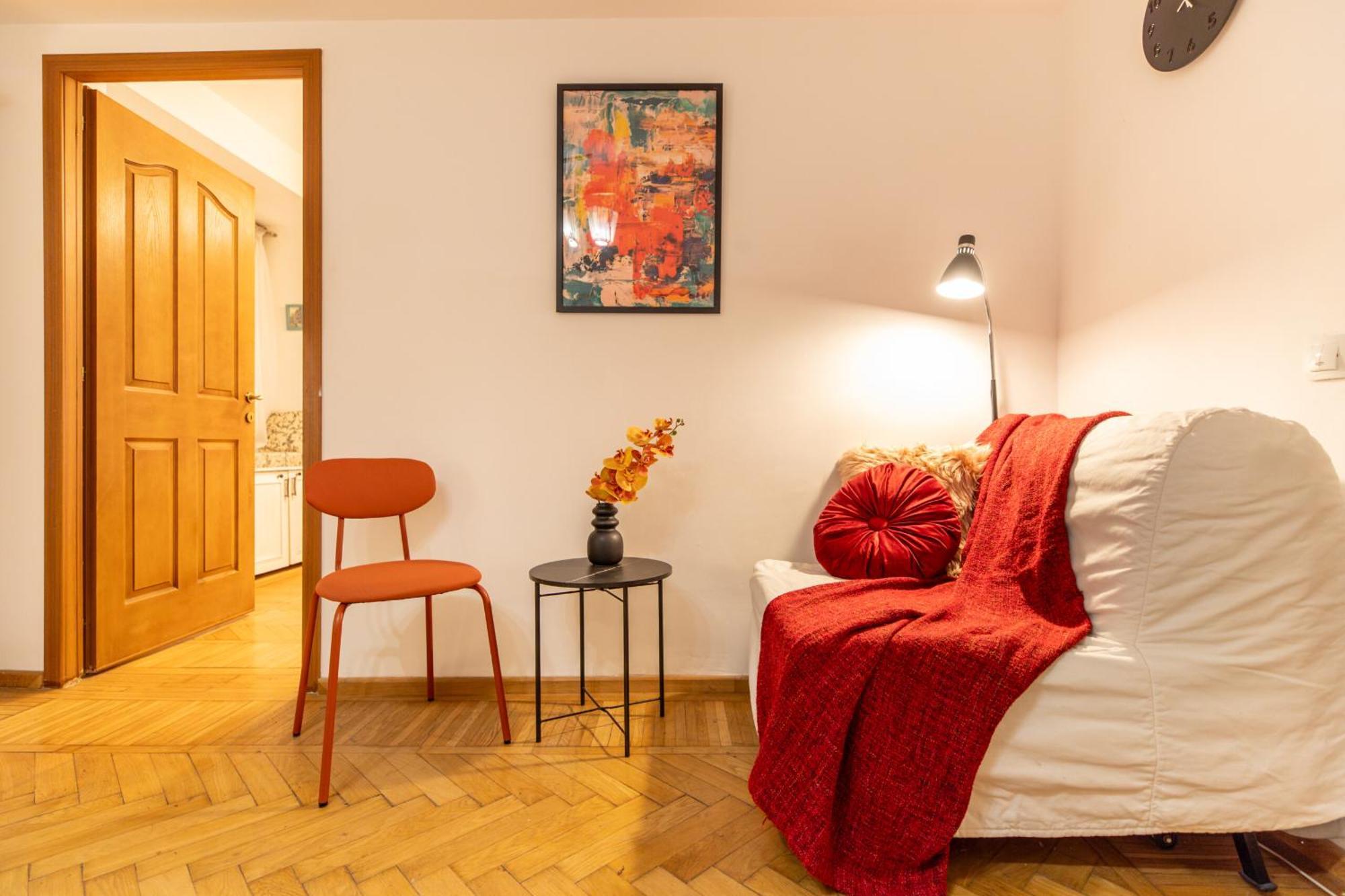 2Br Apartment At Piata Natiunilor Unite: Perfect For City Center Stays Бухарест Экстерьер фото